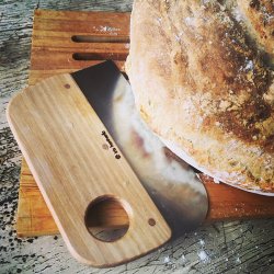 Iris Hantverk Dough Scraper