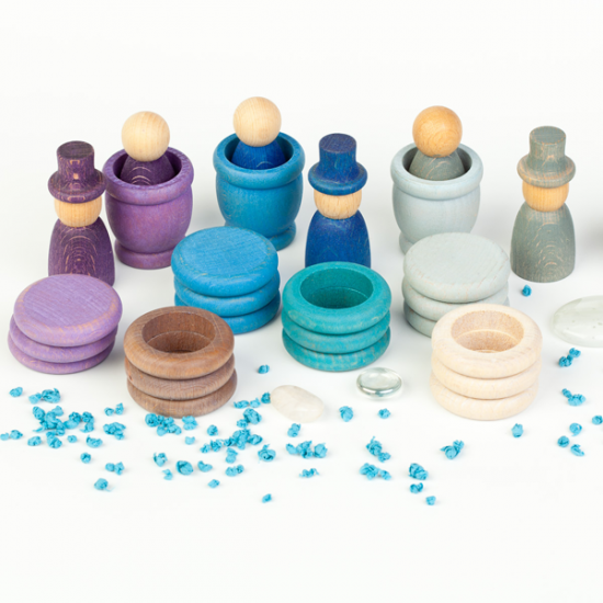 Grapat Winter Nins with Cups & Coins (16-164)