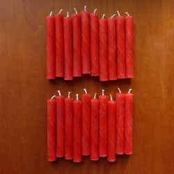 Grimms Candles 25% Beeswax - Red Marbled
