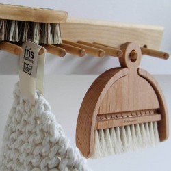 Iris Hantverk Brush Rack