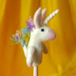3-D Finger Puppet Unicorn Pastel