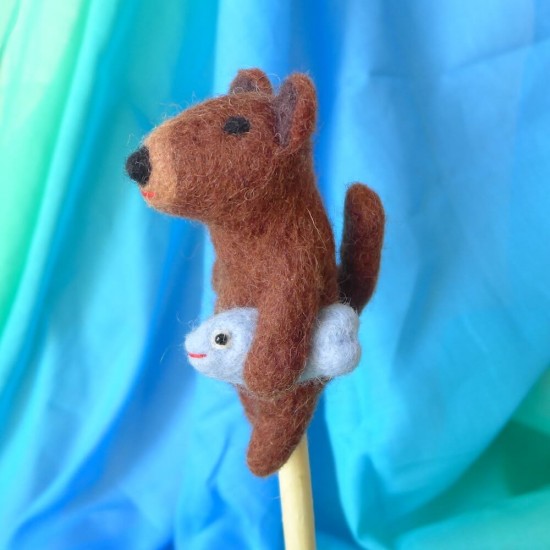 3-D Finger Puppet Brown Bear with Fish
