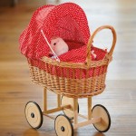 Gluckskafer Wicker Doll's Pram