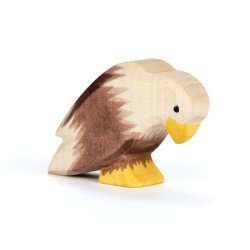 Ostheimer Bald Eagle sitting