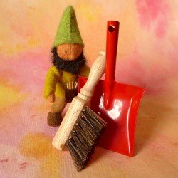 Doll's Dust Pan & Brush