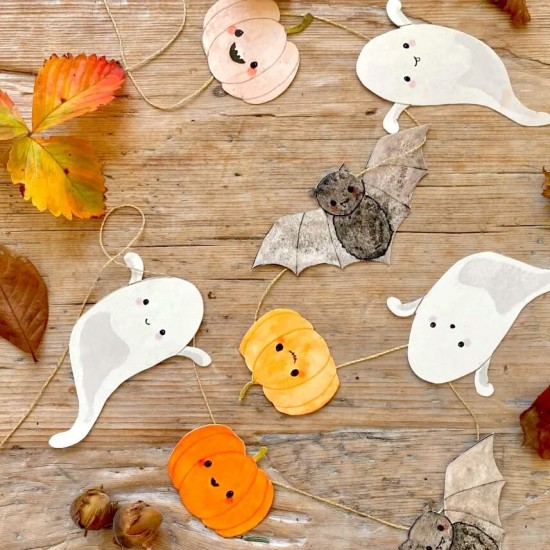 Paper Cut Outs - Halloween Bats, Ghosts & Pumpkins