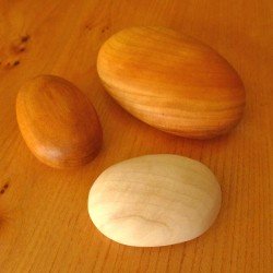 Maple and Hardwood Play Pebbles