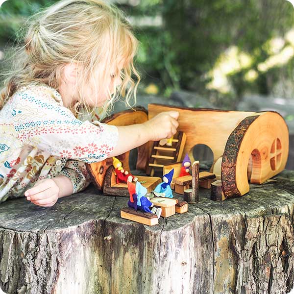 myriad natural toys & crafts